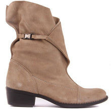 Load image into Gallery viewer, Sail Lakers-Genuine Leather Women Boots Vintage Boots Wedge Autumn Winter Shoes (Made In Turkey)